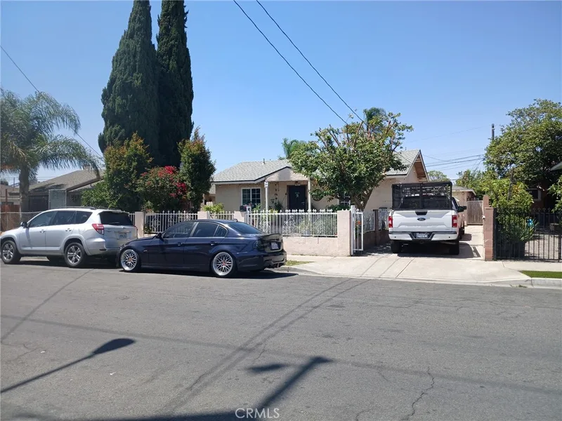 1825 W 2nd Street, Santa Ana