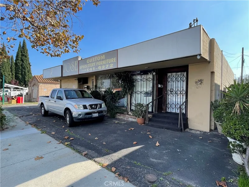 1852 W 17th, Santa Ana, CA 92706