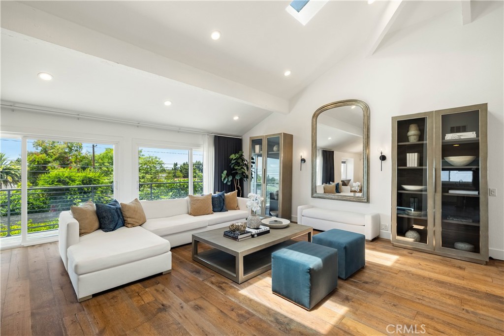 18772 Winnwood, Santa Ana CA 92705 - photo 4