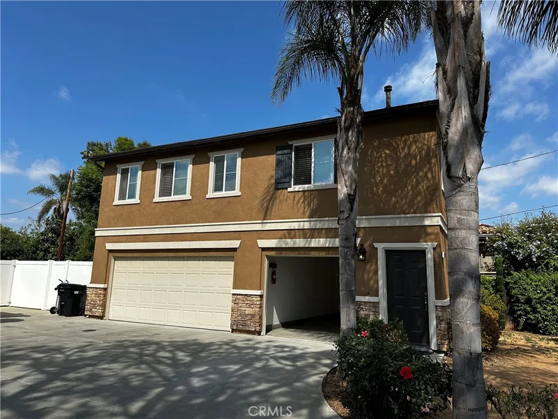 18795 Vanderlip Avenue, Santa Ana, CA 92705