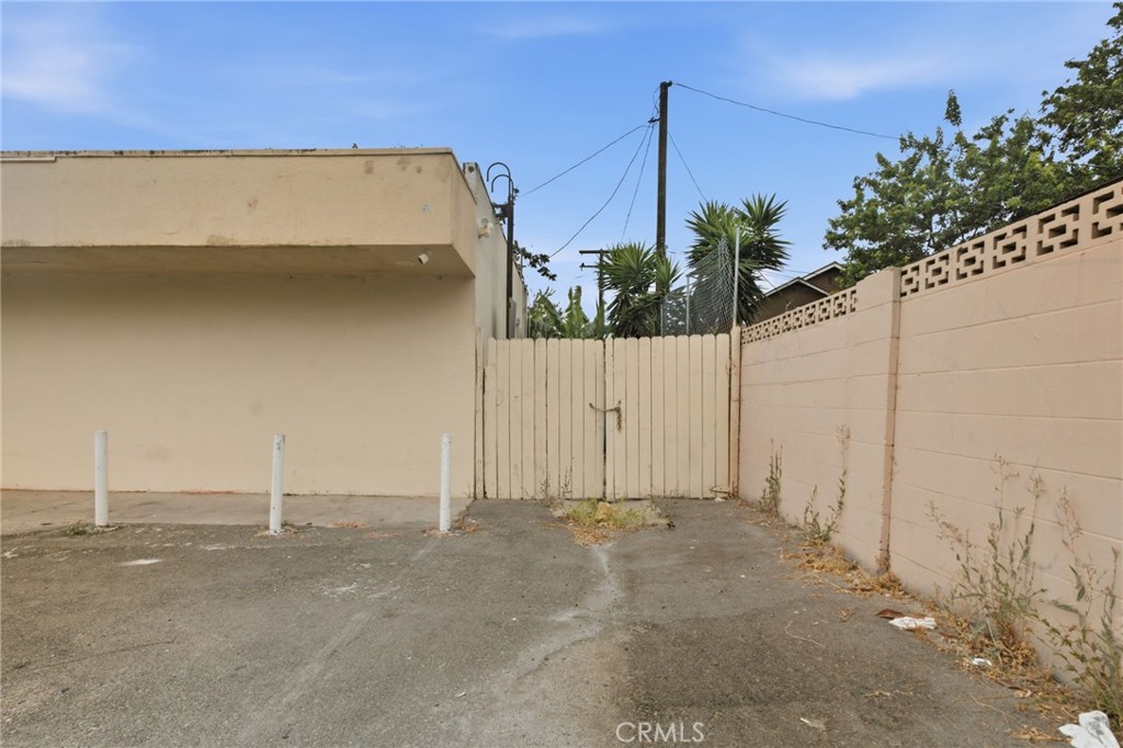 1902 S Standard, Santa Ana CA 92707 - photo 2