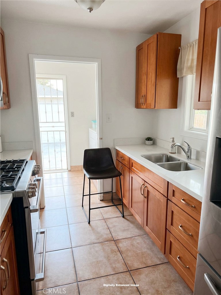 1906 S Broadway, Santa Ana CA 92707 - photo 9