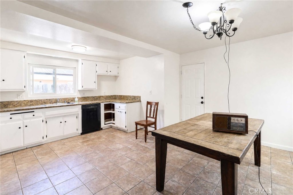1911 W Maywood, Santa Ana CA 92704 - photo 6