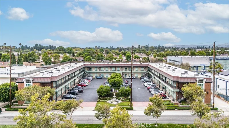 1913 E 17th 204, Santa Ana, CA 92705