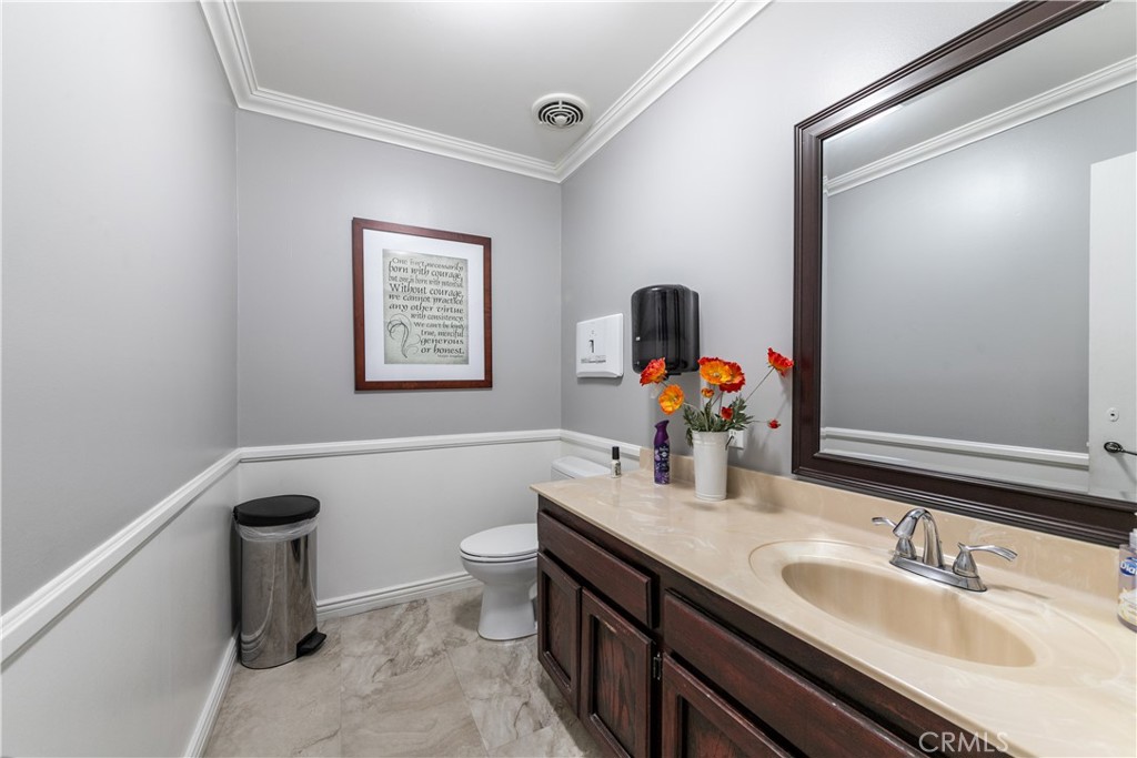 Restroom in unit 206 - 1913 E 17th Street 205/206, Santa Ana CA 92705 - photo 9