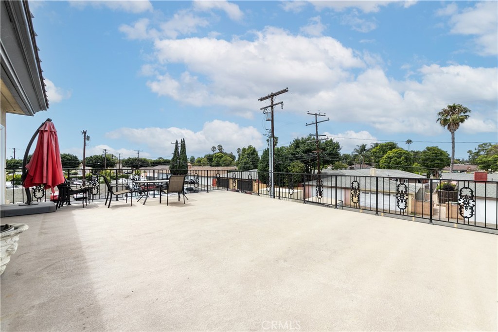 Outside patio area - 1913 E 17th Street 205/206, Santa Ana CA 92705 - photo 10