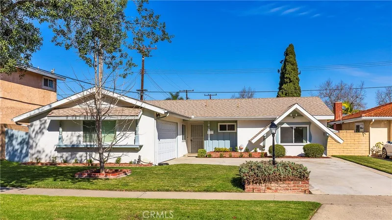 1915 W Saint Gertrude, Santa Ana, CA 92704