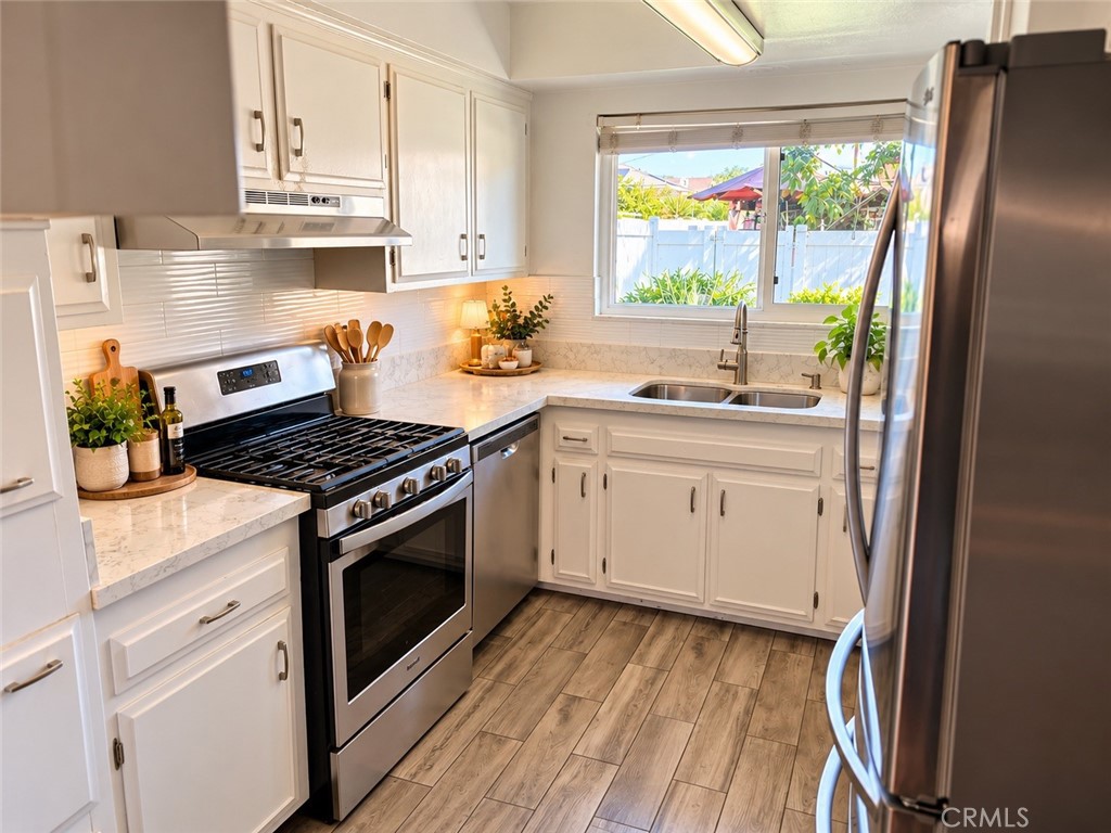 1919 Sherry 64, Santa Ana CA 92705 - photo 2
