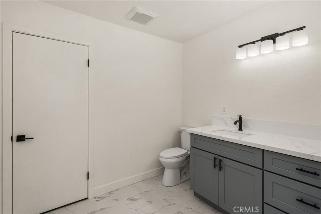 1919 Sherry Lane 46, Santa Ana CA 92705 - photo 11