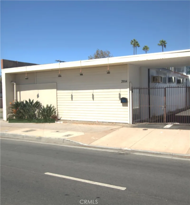 2014 S Main, Santa Ana, CA 92707