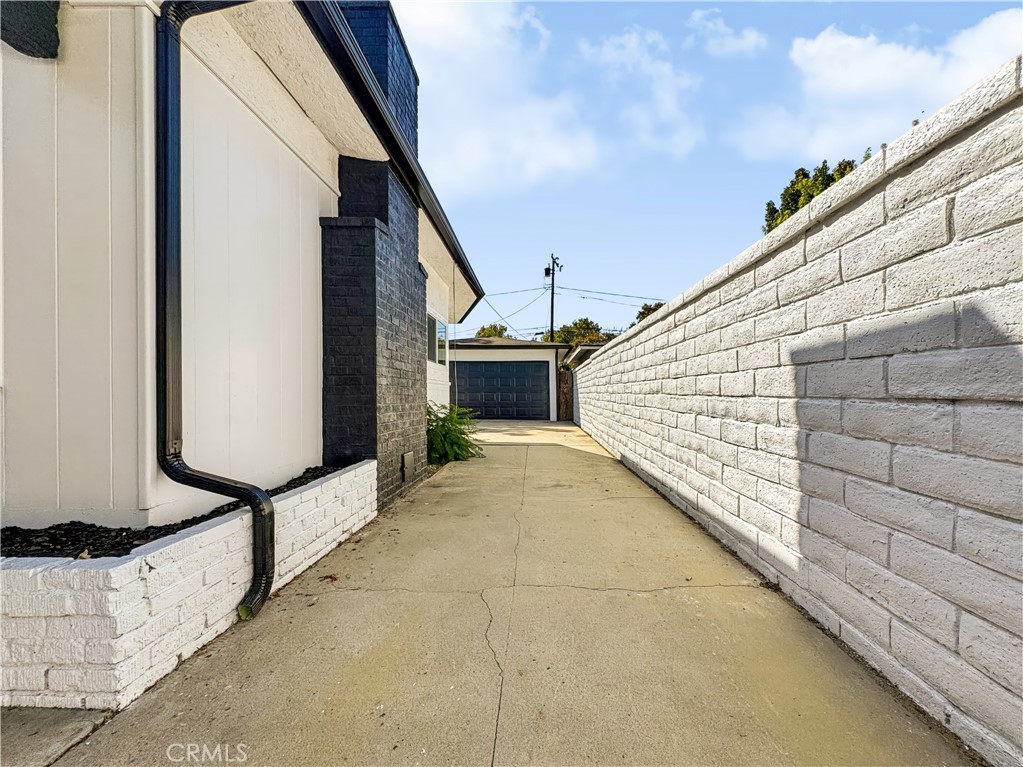 2026 Poinsettia Street N, Santa Ana CA 92706 - photo 8