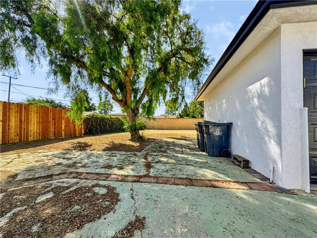 2026 Poinsettia Street N, Santa Ana CA 92706 - photo 52