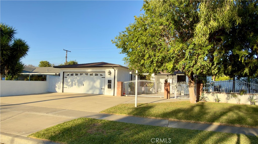 Front - 2031 S Center Street, Santa Ana CA 92704 - photo 1