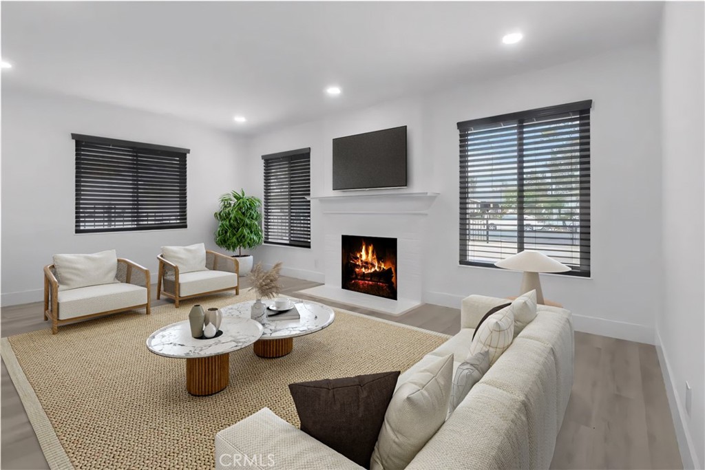 2041 S Pacific, Santa Ana CA 92704 - photo 2