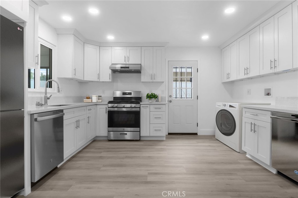 2041 S Pacific, Santa Ana CA 92704 - photo 5