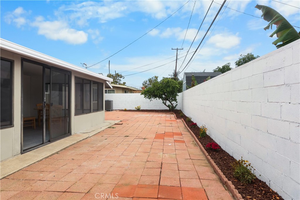 2041 S Pacific, Santa Ana CA 92704 - photo 22