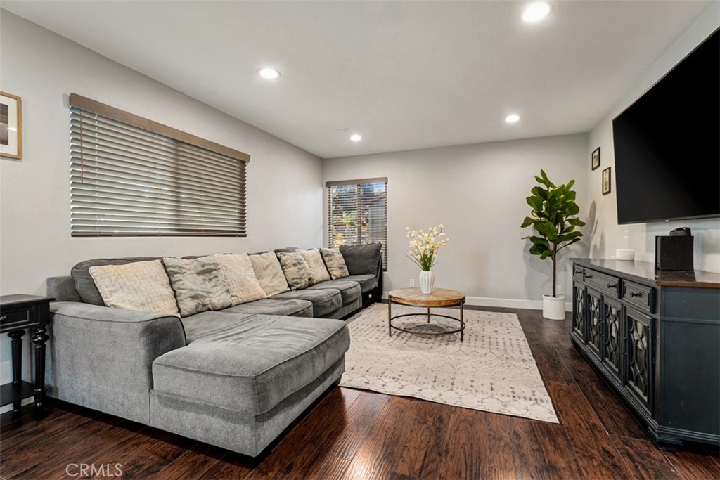 2055 S Lowell, Santa Ana CA 92707 - photo 5