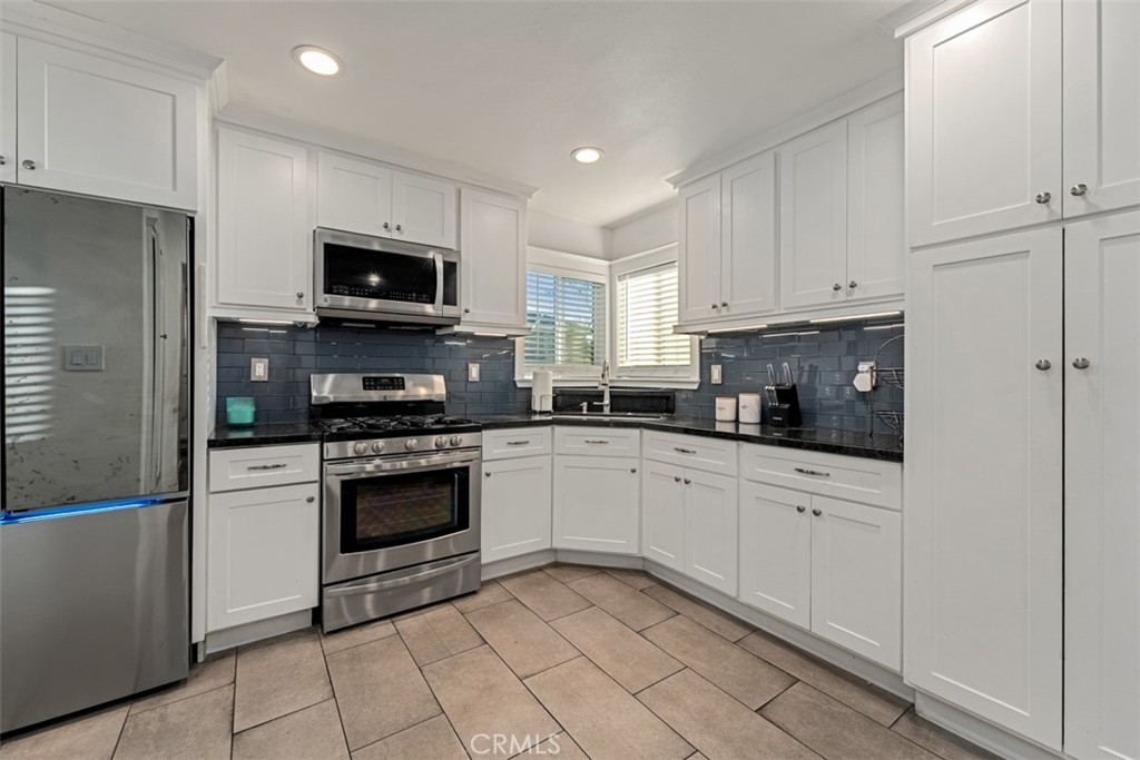 2055 S Lowell, Santa Ana CA 92707 - photo 13