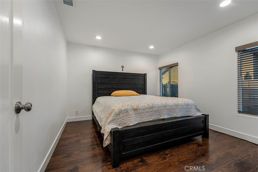 2055 S Lowell, Santa Ana CA 92707 - photo 17