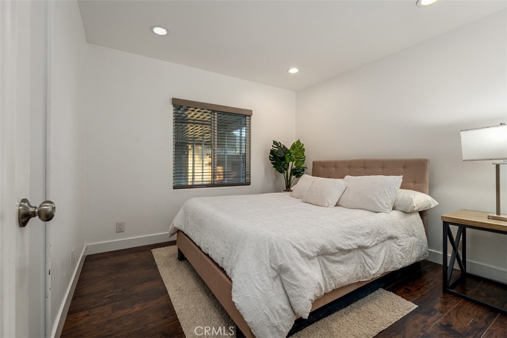 2055 S Lowell, Santa Ana CA 92707 - photo 20