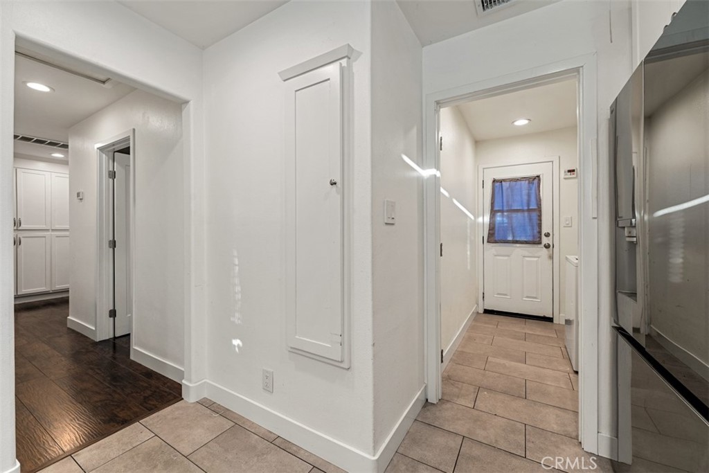 2055 S Lowell, Santa Ana CA 92707 - photo 22
