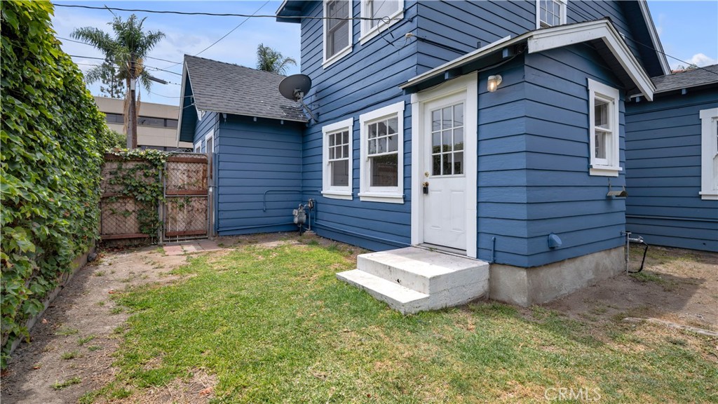 207 W Buffalo Avenue, Santa Ana CA 92706 - photo 31