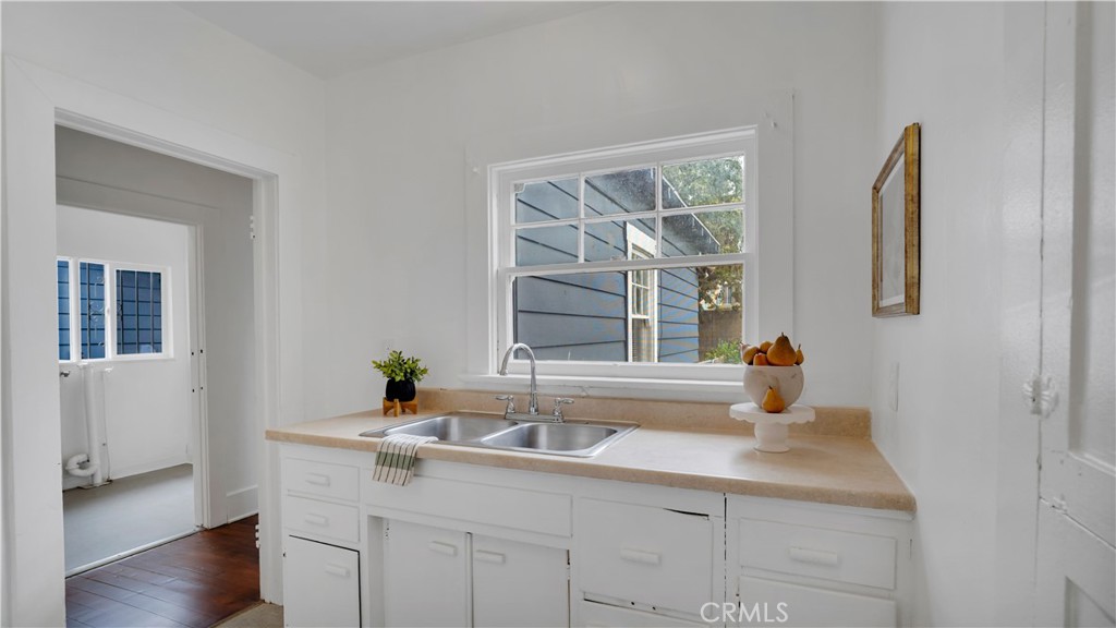 207 W Buffalo Avenue, Santa Ana CA 92706 - photo 45