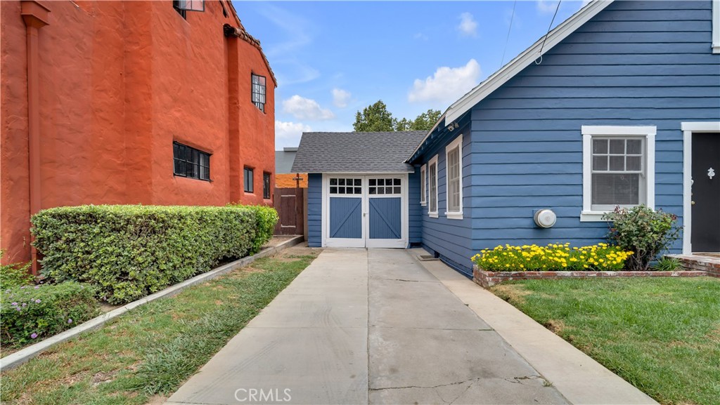 207 W Buffalo Avenue, Santa Ana CA 92706 - photo 70