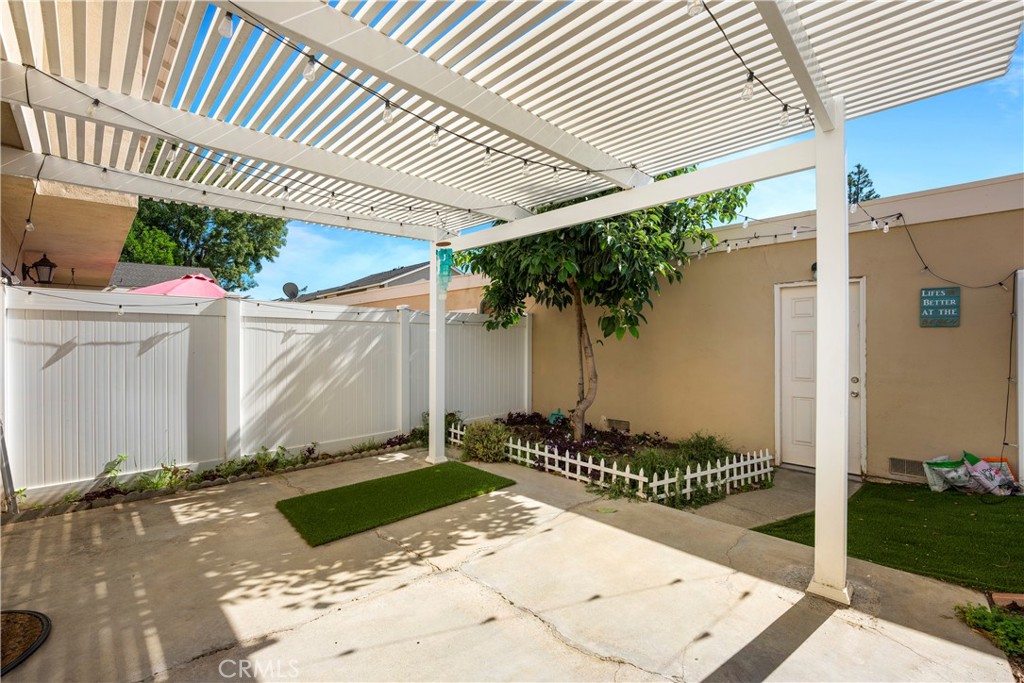 210 Carriage B, Santa Ana CA 92707 - photo 29