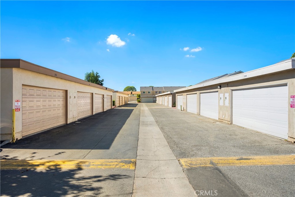 210 Carriage B, Santa Ana CA 92707 - photo 37