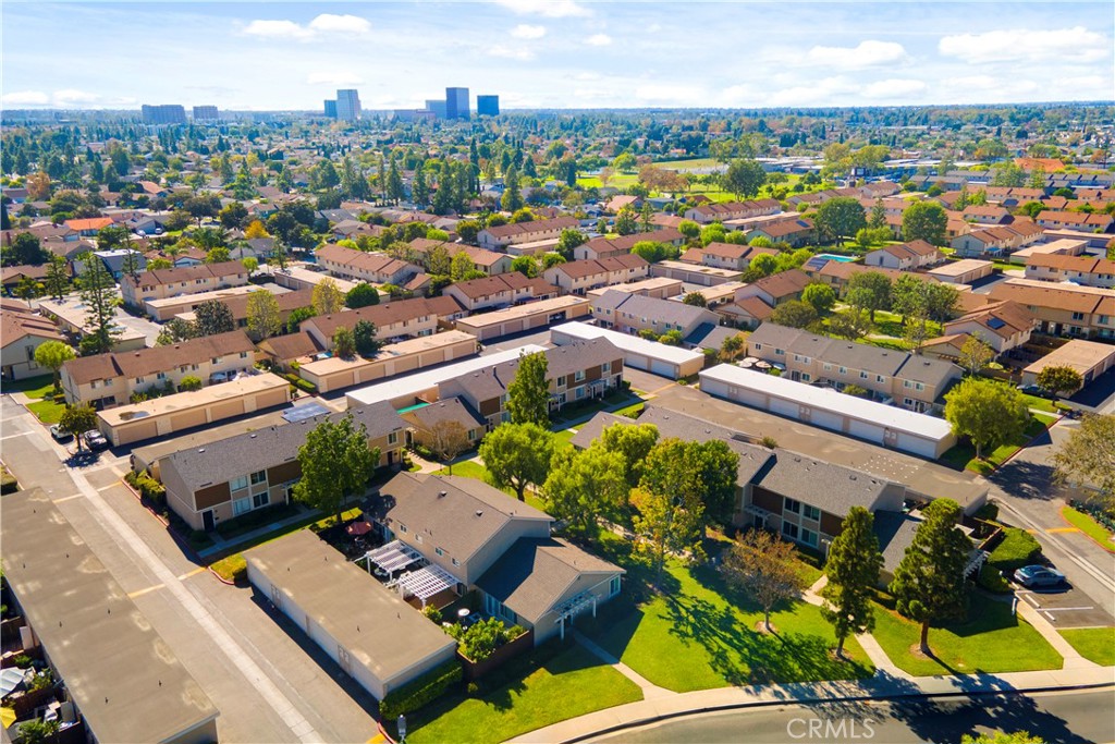 210 Carriage B, Santa Ana CA 92707 - photo 41