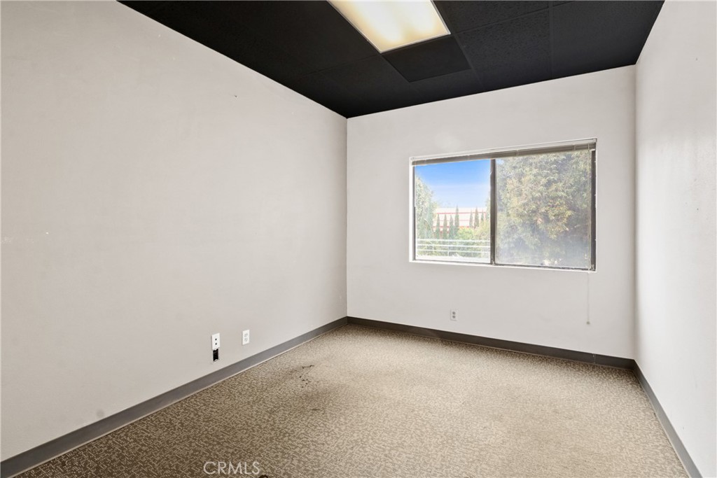 2100 S Fairview Street, Santa Ana CA 92704 - photo 8