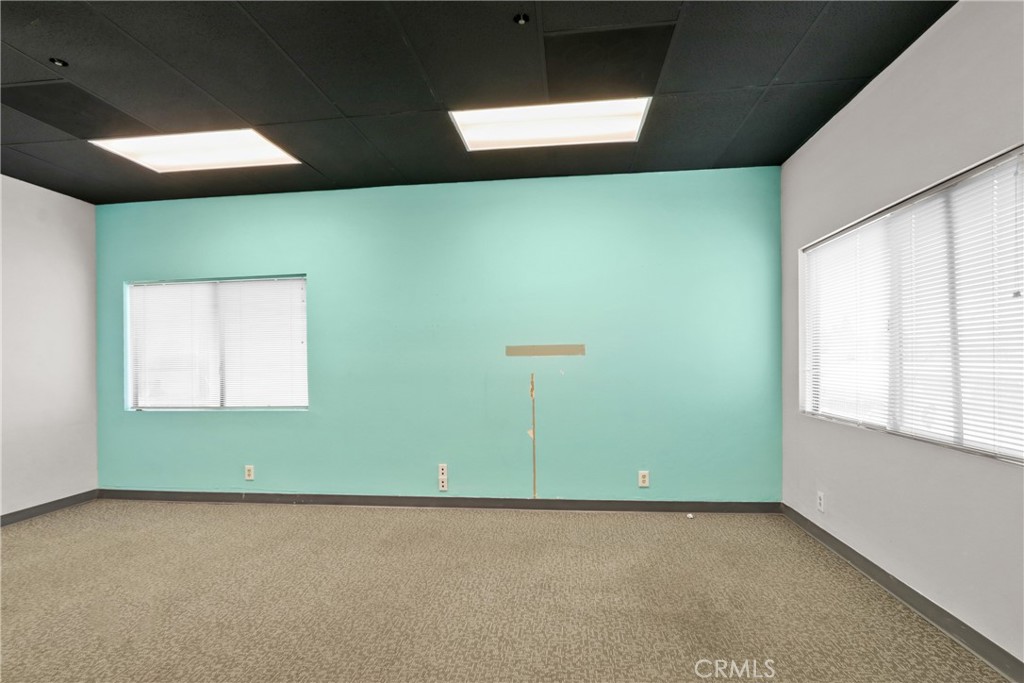 2100 S Fairview Street, Santa Ana CA 92704 - photo 9