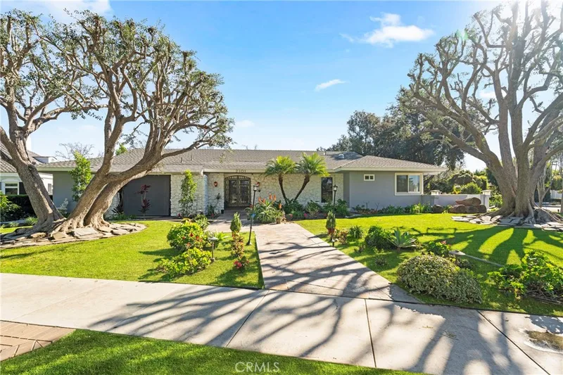 2101 N Westwood Avenue, Santa Ana, CA 92706