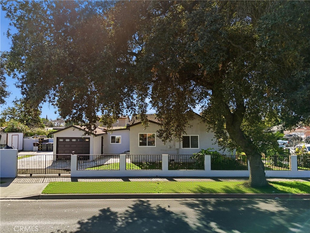 2101 S Hickory, Santa Ana CA 92707 - photo 1