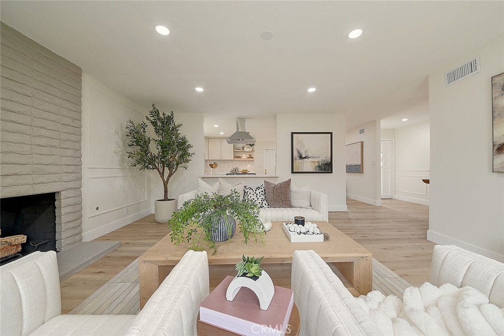 2113 S Forest, Santa Ana CA 92704 - photo 12
