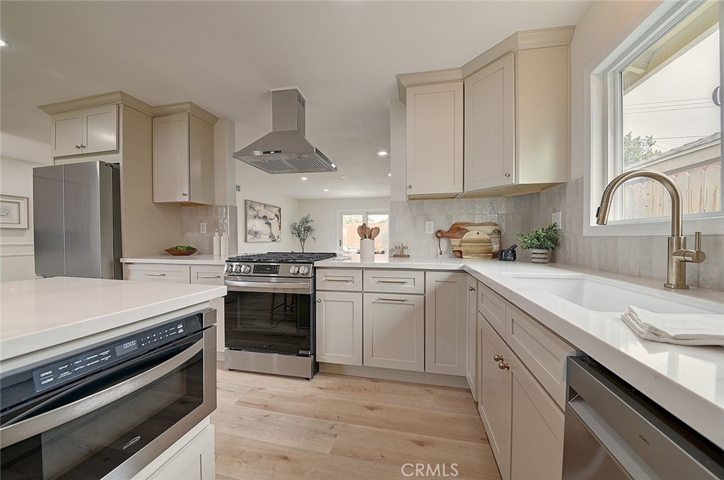 2113 S Forest, Santa Ana CA 92704 - photo 26