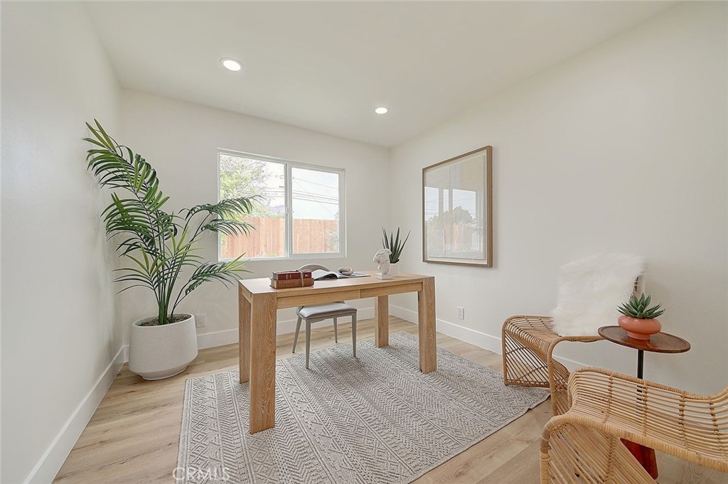 2113 S Forest, Santa Ana CA 92704 - photo 28