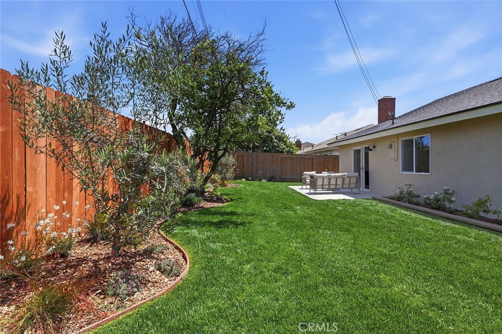 2113 S Forest, Santa Ana CA 92704 - photo 46