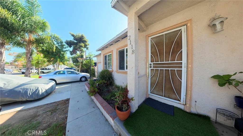 Front - 2118 Park Drive, Santa Ana CA 92707 - photo 5