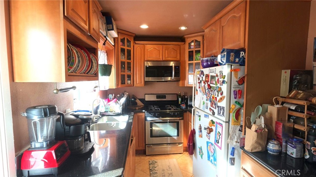 Main House - 2118 Park Drive, Santa Ana CA 92707 - photo 16