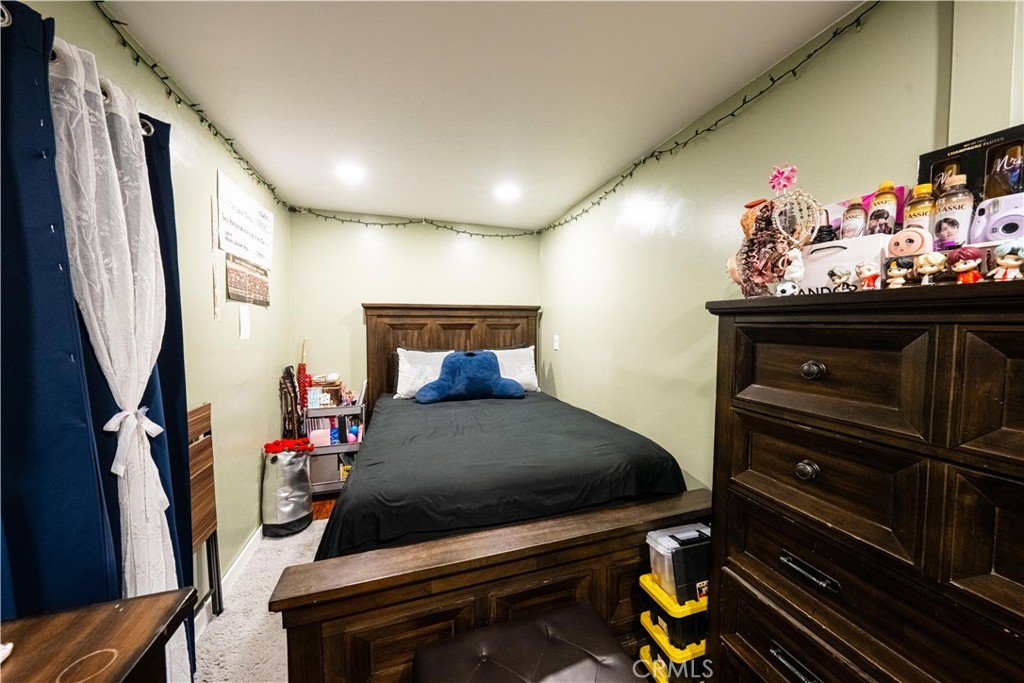 2125 Rousselle, Santa Ana CA 92707 - photo 9