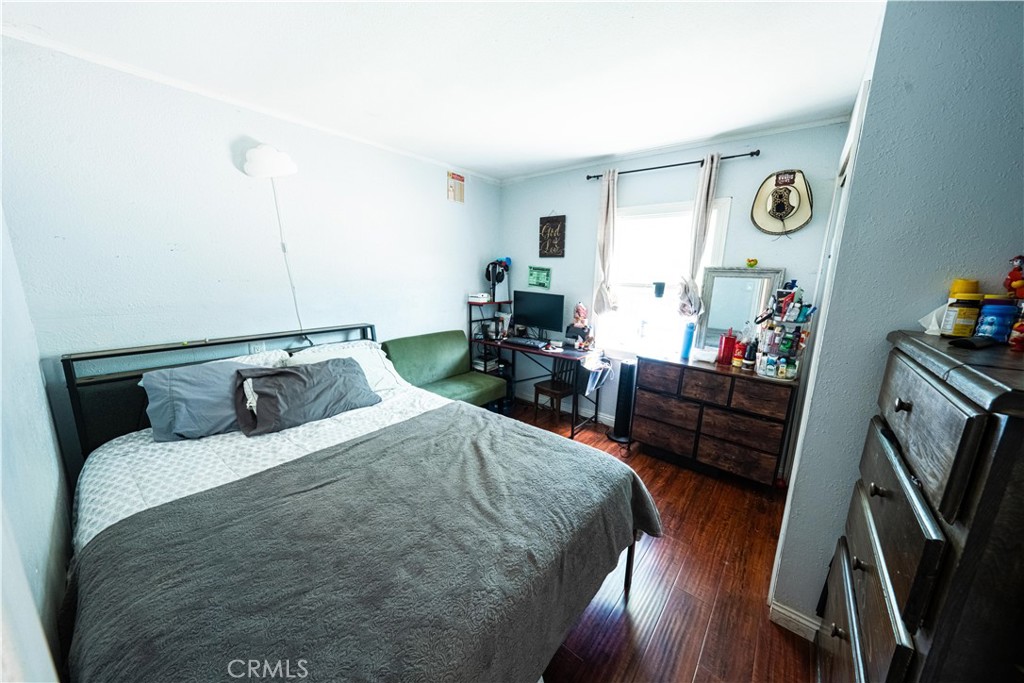Main Bed - 2125 Rousselle, Santa Ana CA 92707 - photo 13