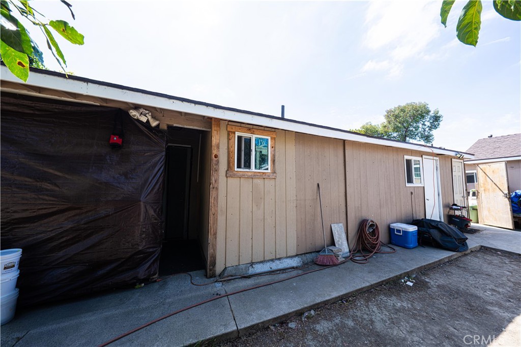 Bonus Bed & Bath - 2125 Rousselle, Santa Ana CA 92707 - photo 19
