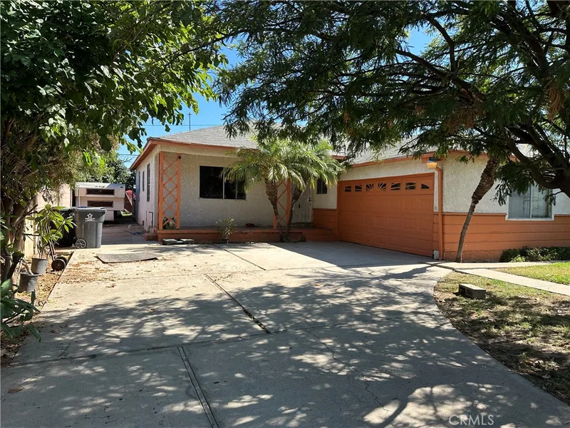 2125 W 11th, Santa Ana, CA 92703