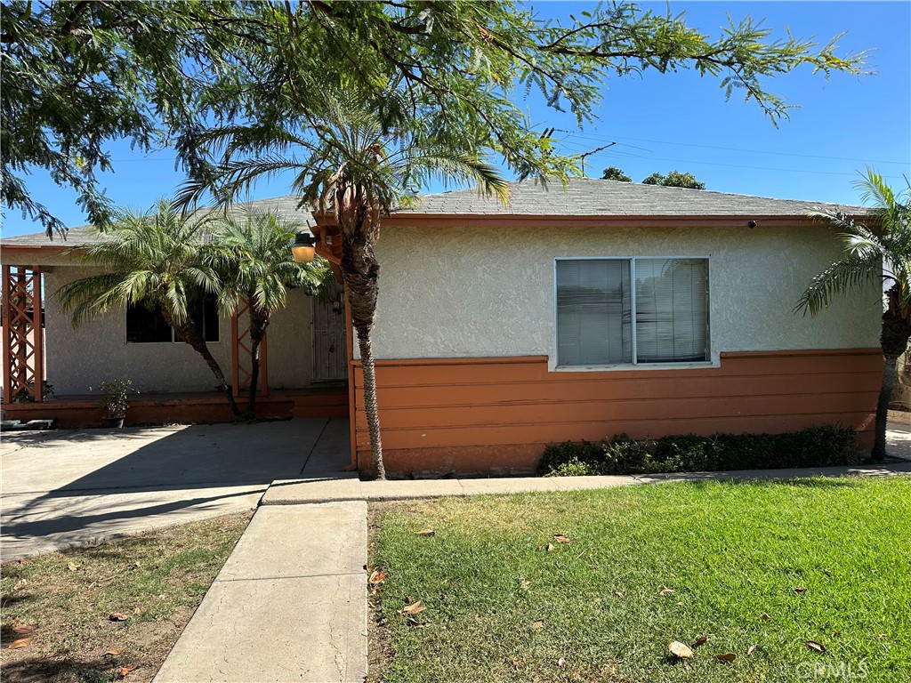 2125 W 11th, Santa Ana CA 92703 - photo 2
