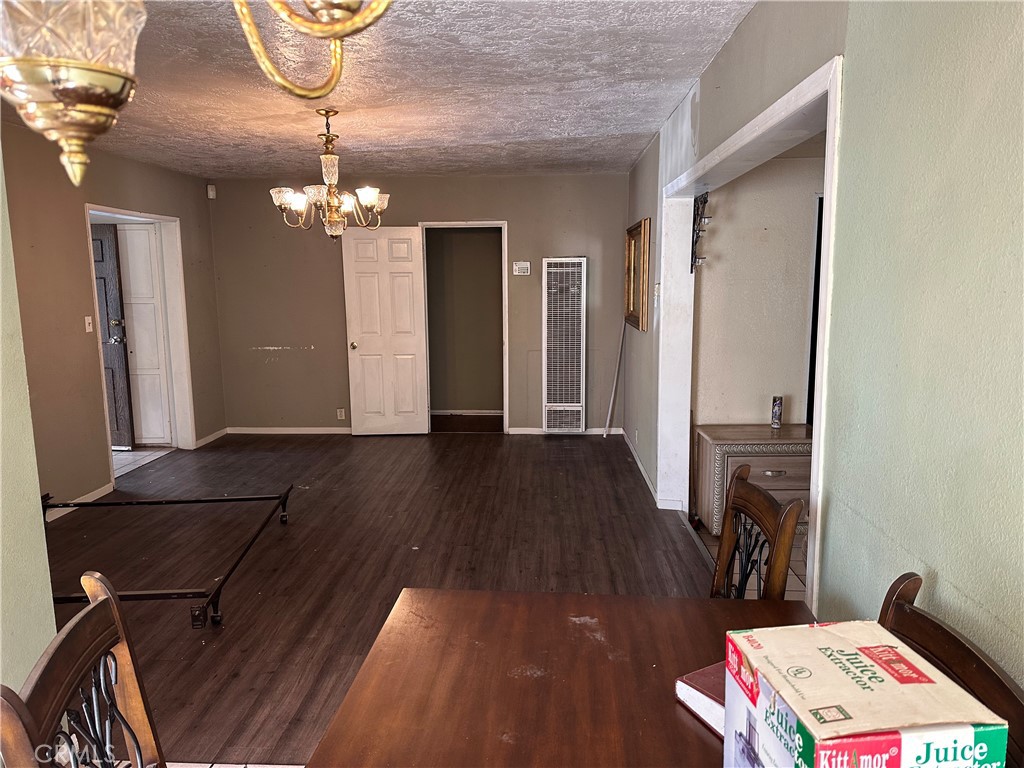 2125 W 11th, Santa Ana CA 92703 - photo 6