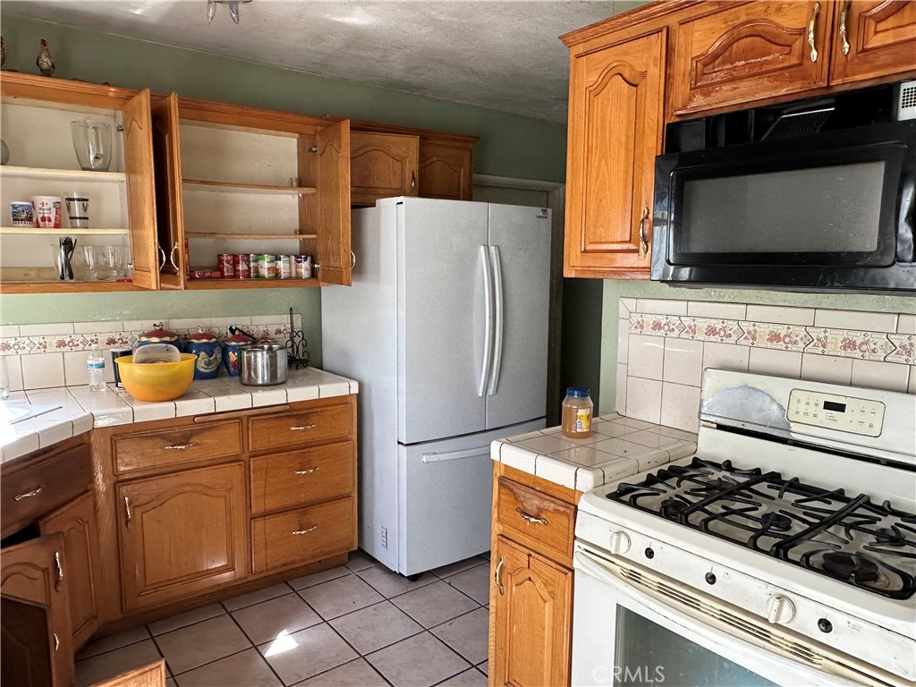 2125 W 11th, Santa Ana CA 92703 - photo 20