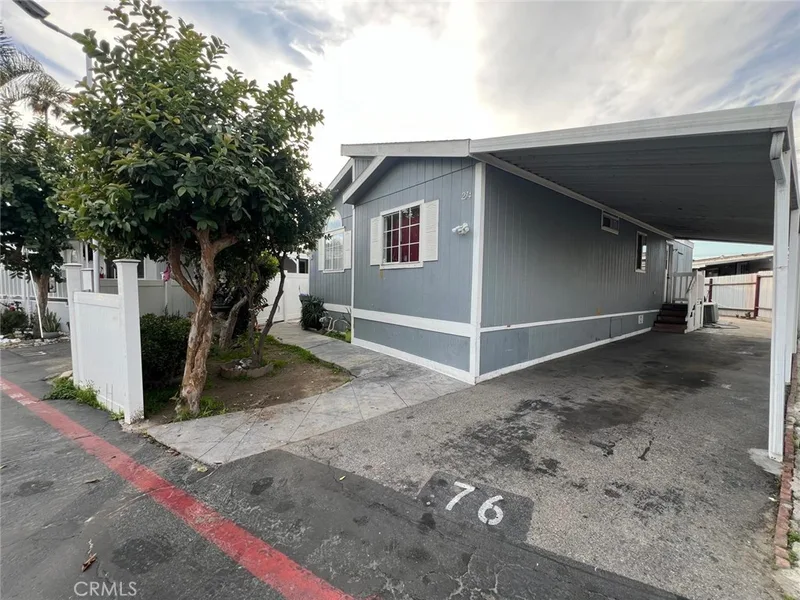 214 Earl Lane 76, Santa Ana