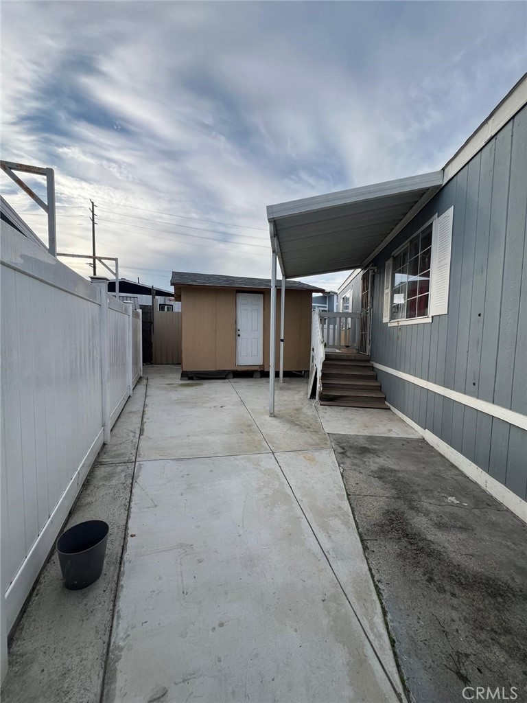 214 Earl Lane 76, Santa Ana CA 92704 - photo 14